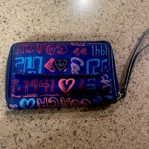 Coach Poppy Wrist Graffiti Zip-Around Wallet Attached Wristlet never used, New